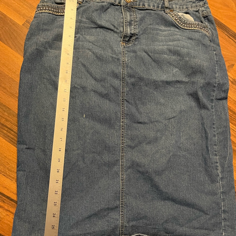 CJ Banks 16w denim jean  skirt